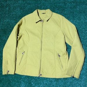 Mansion Italian fashion 
 100% polyamide 100%poliammide 
Womens jacket. Size 52